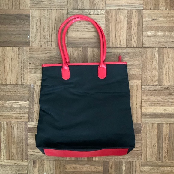 Black tote bag with red details - Picture 2 of 5